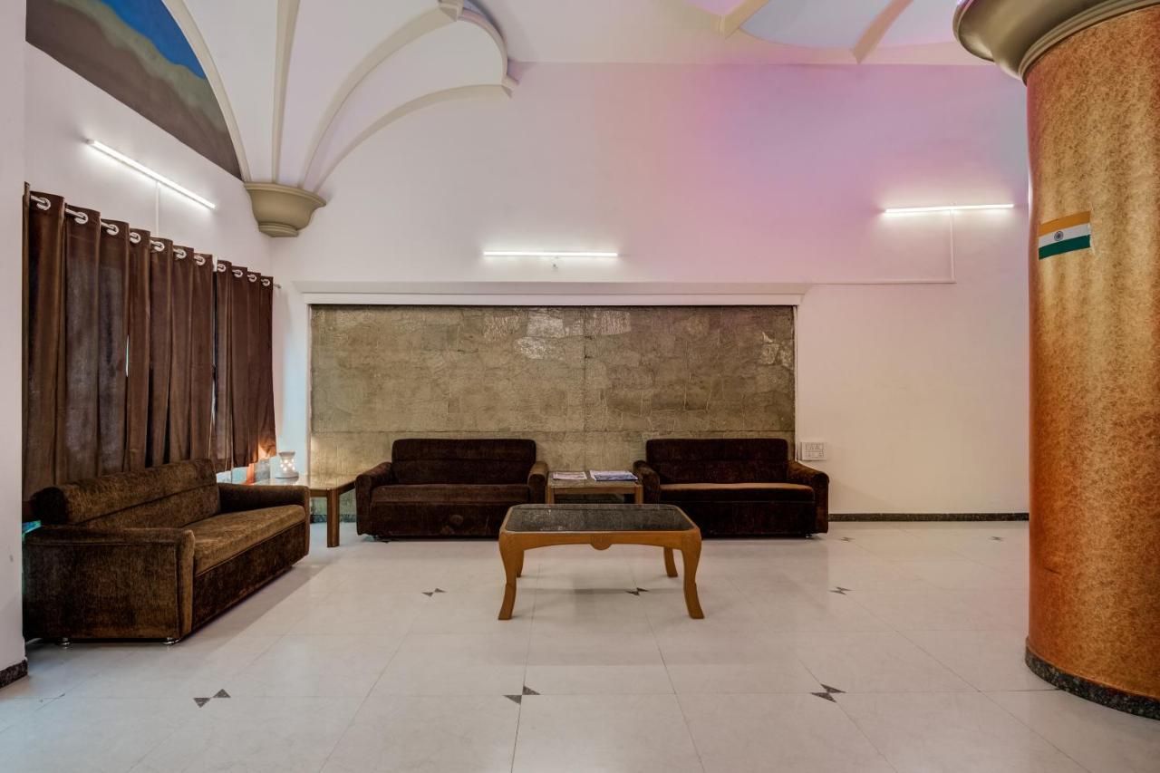 Hotel O Kamini Pimpri-Chinchwad Екстериор снимка